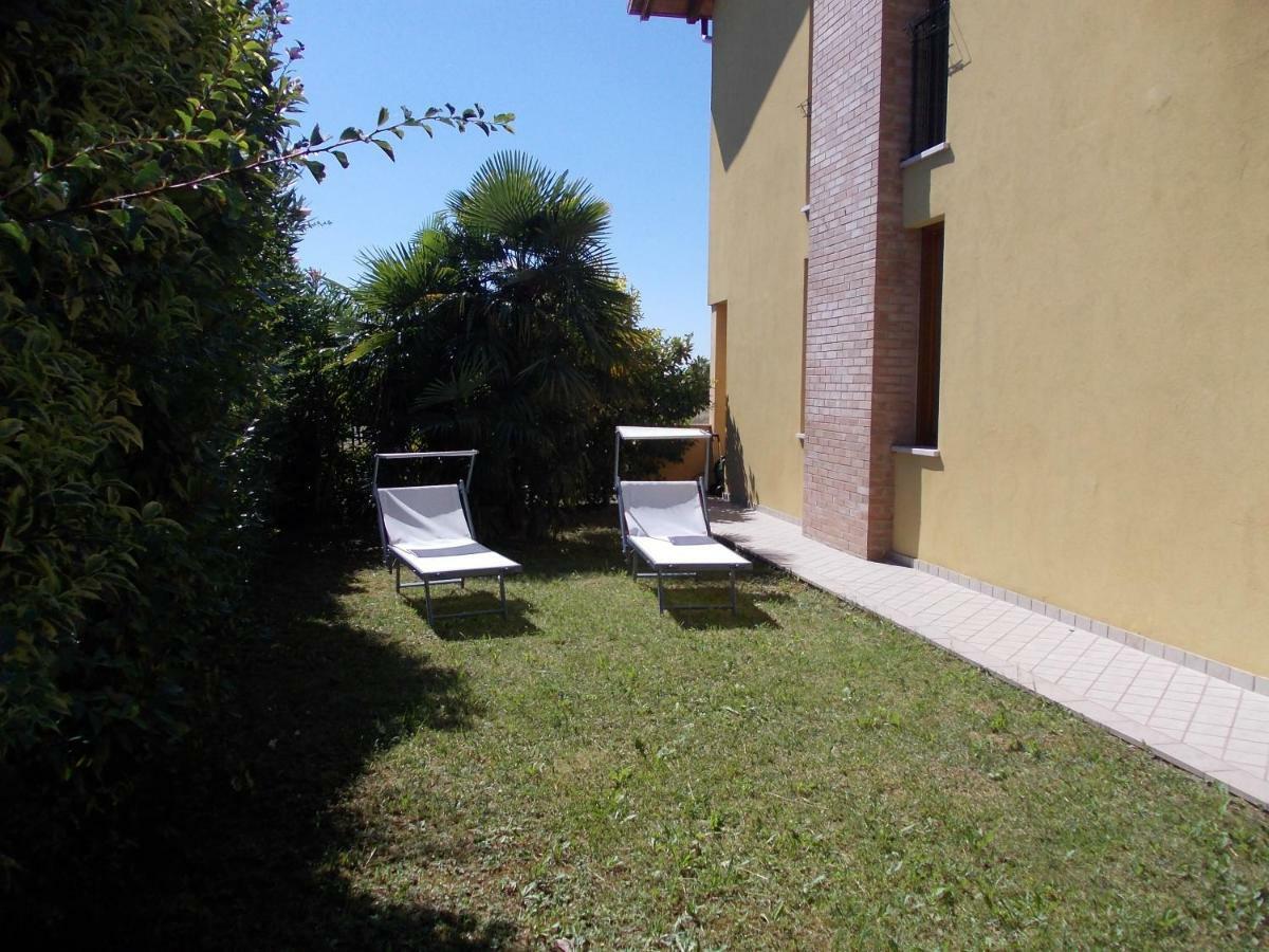 Alessandria Residence Desenzano del Garda Exterior foto