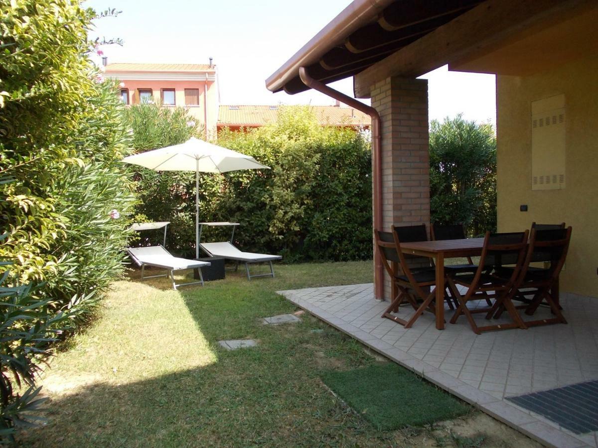 Alessandria Residence Desenzano del Garda Exterior foto